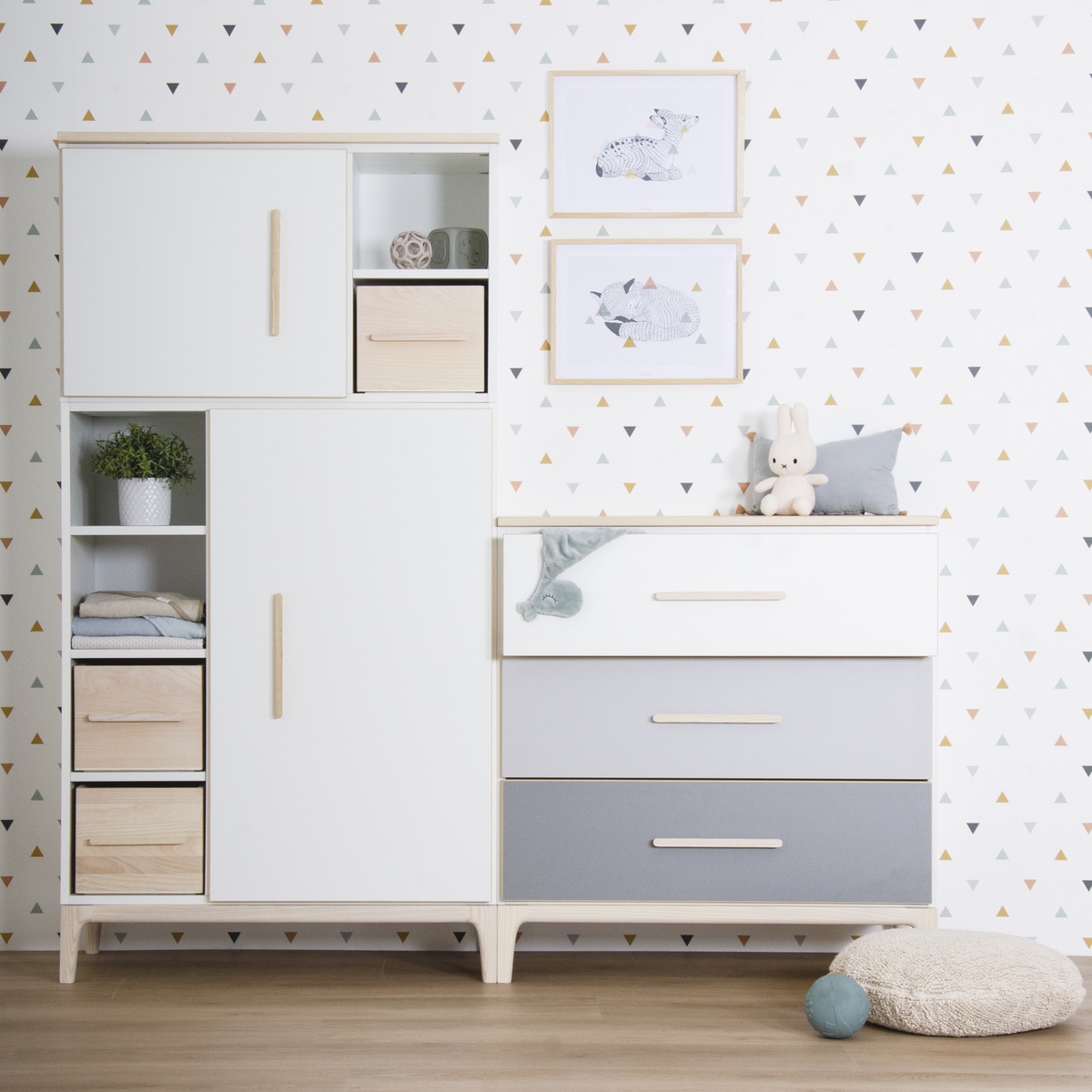 Kleiderschrank 173 cm 2-türig NADO Curve Esche mint