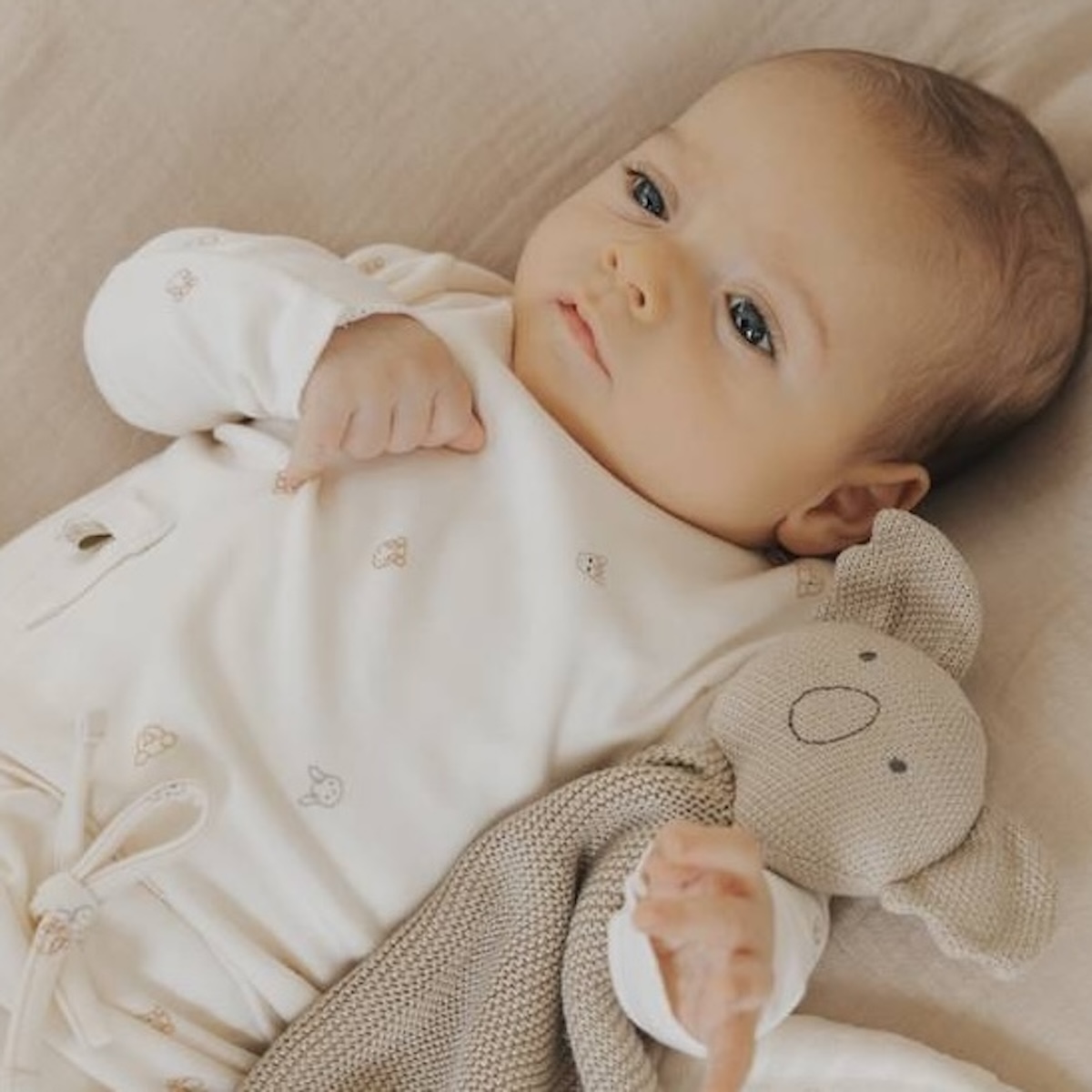 KOALA Kuscheldecke aus Strick Bamboom oyster grey