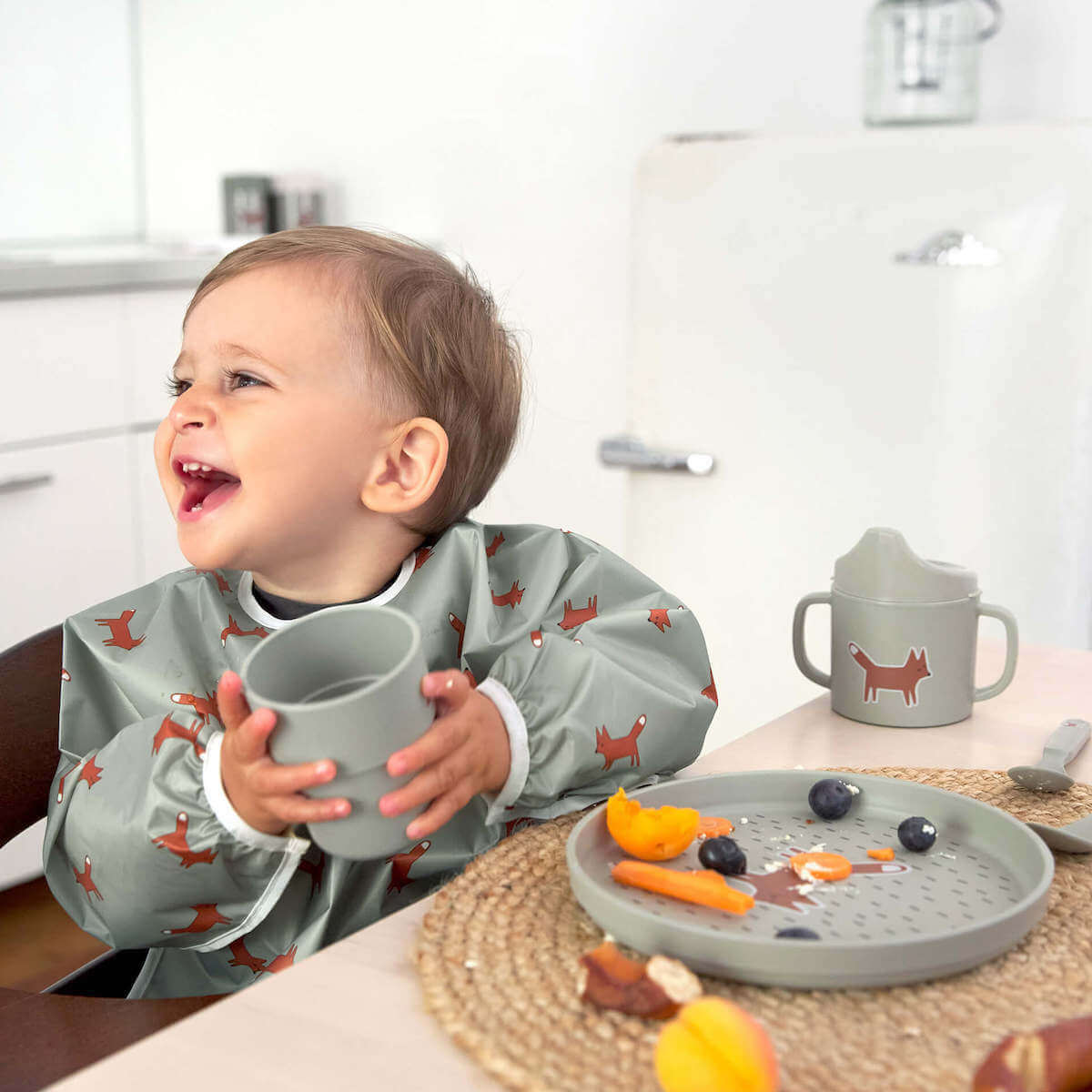 Lätzchen mit langen Ärmeln 2tlg. ass. Kleiner Waldfuchs Laessig