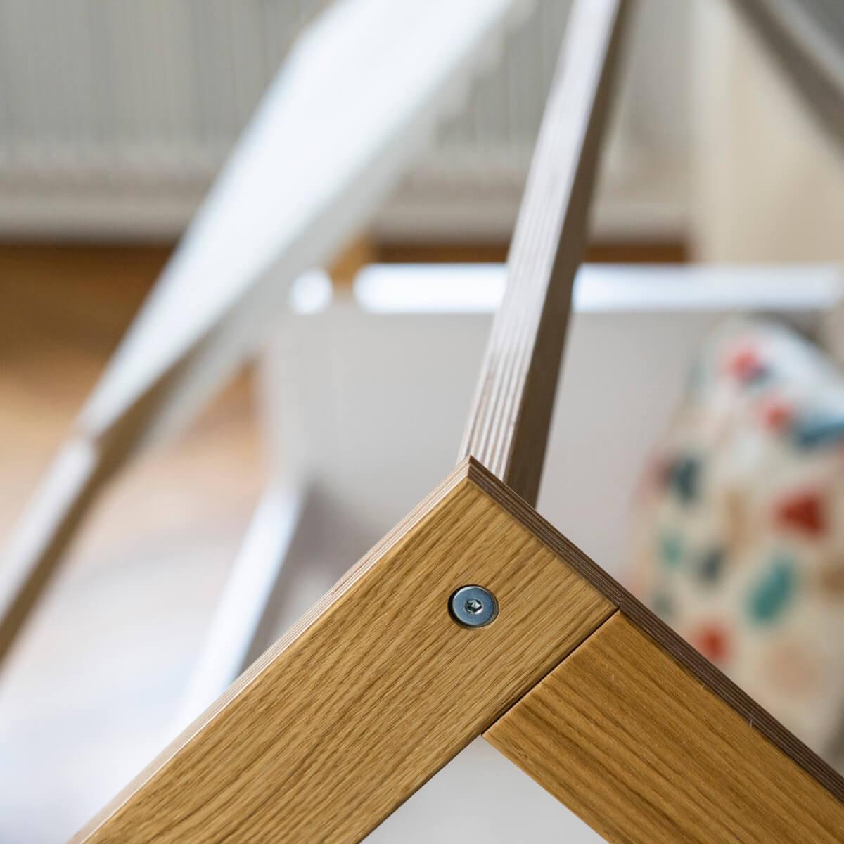 Liege-Dach bodentief-Fallschutz hoch KASVA Buche massiv weiß-lackiert Eiche furniert-geölt