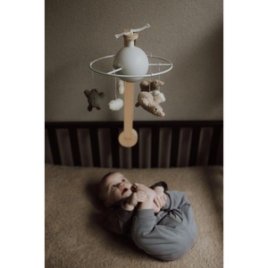 Mobile baby LIVA Flow Amsterdam white