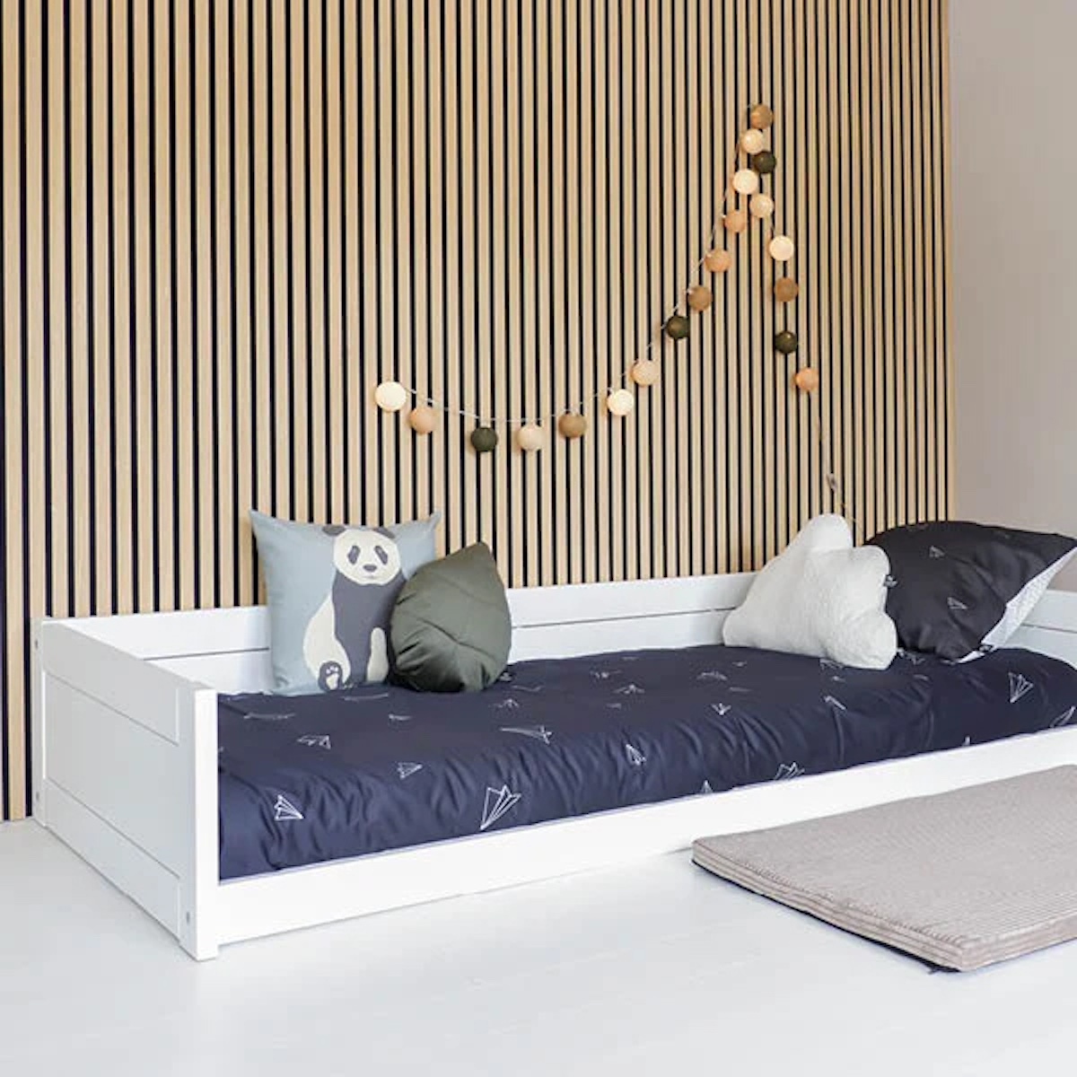 Montessori Bett 90x200cm avec sommier Premium Lifetime