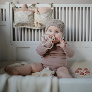 Mushie - Beißring Ball - Shifting Sand    