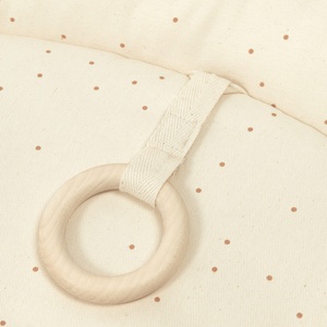 NEST Nobodinoz Sweet Home Runder Spielteppich für die Sensorik