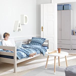 Niedriges Bett 90x200cm CLASSIC Flexa grey washed