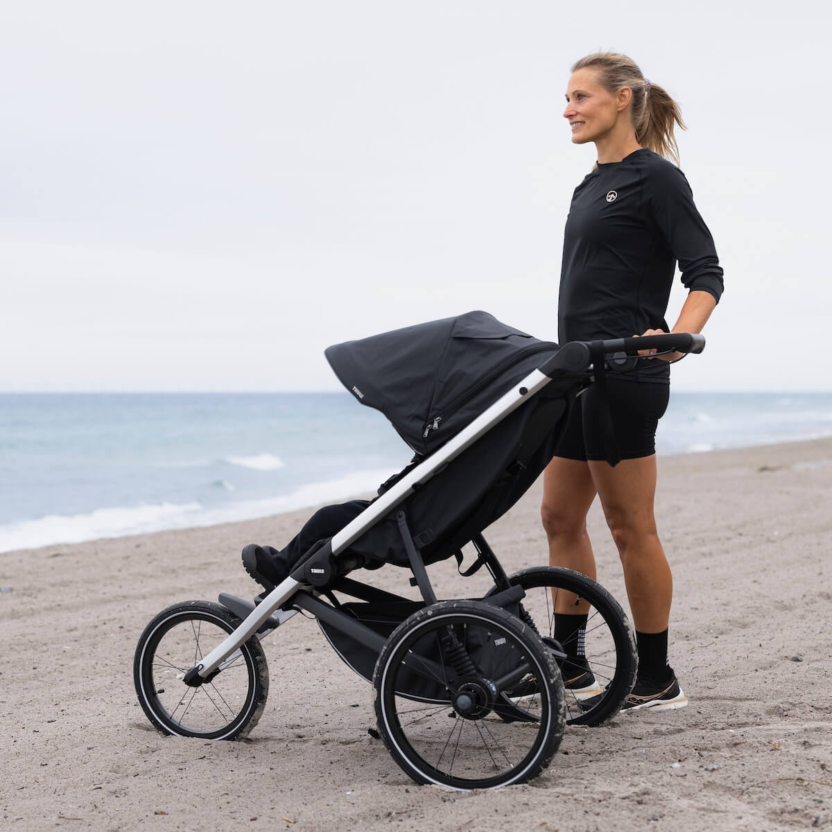 Poussette Glide 3 Thule Black