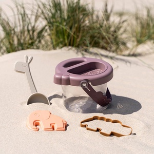 Sand play set 5 pcs Deer friends Powder mix Done by Deer