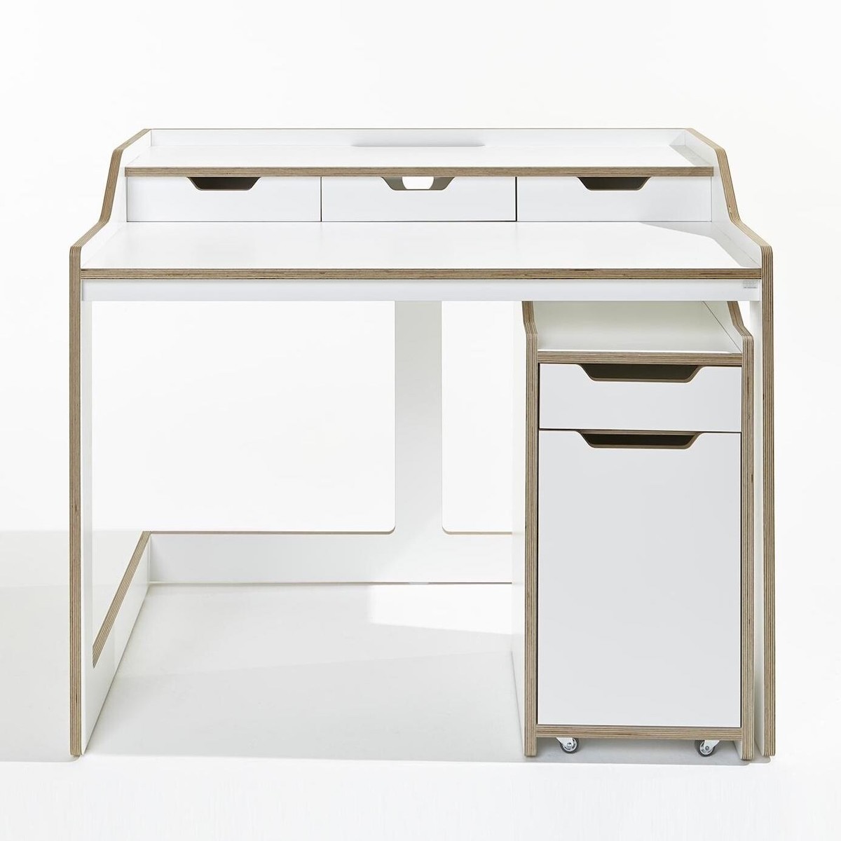 Sekretärin PLANE Müller Small Living weiß