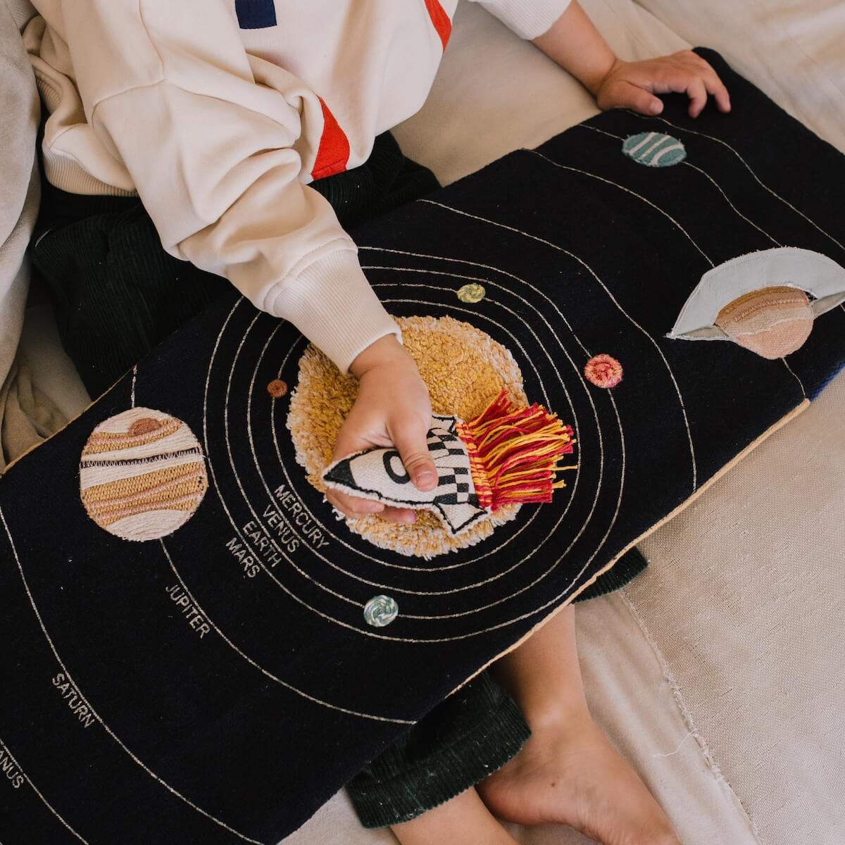 Sensorisches Buch GALAXY 22x28cm Lorena Canals