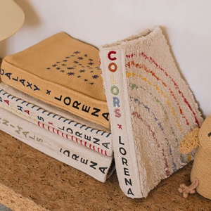 Sensorisches Buch GALAXY 22x28cm Lorena Canals