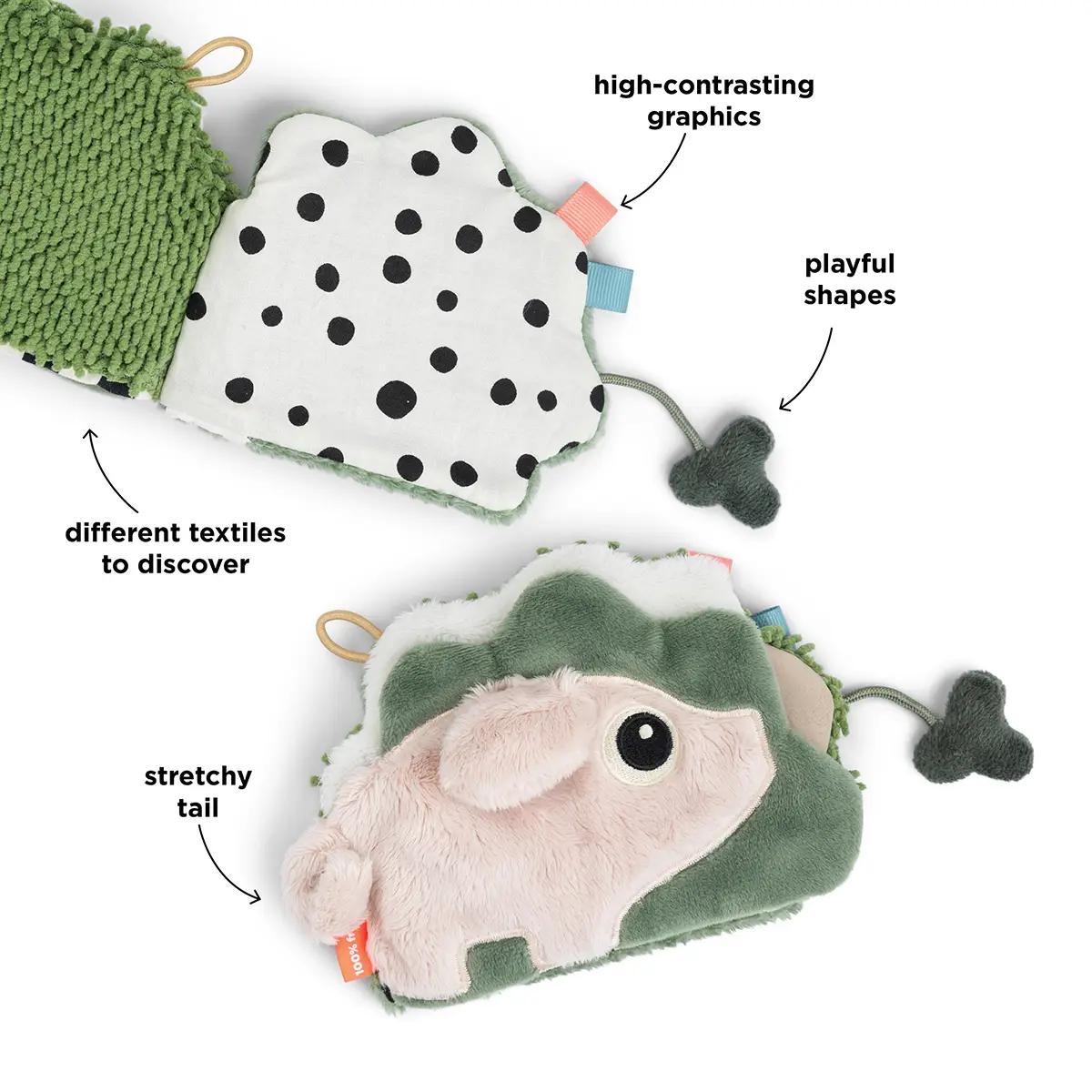 Sensory baby book Tiny farm Done by deer Colour mix