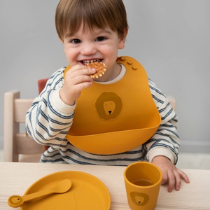 Silikon Lätzchen 2er-Pack Mr. Lion Trixie