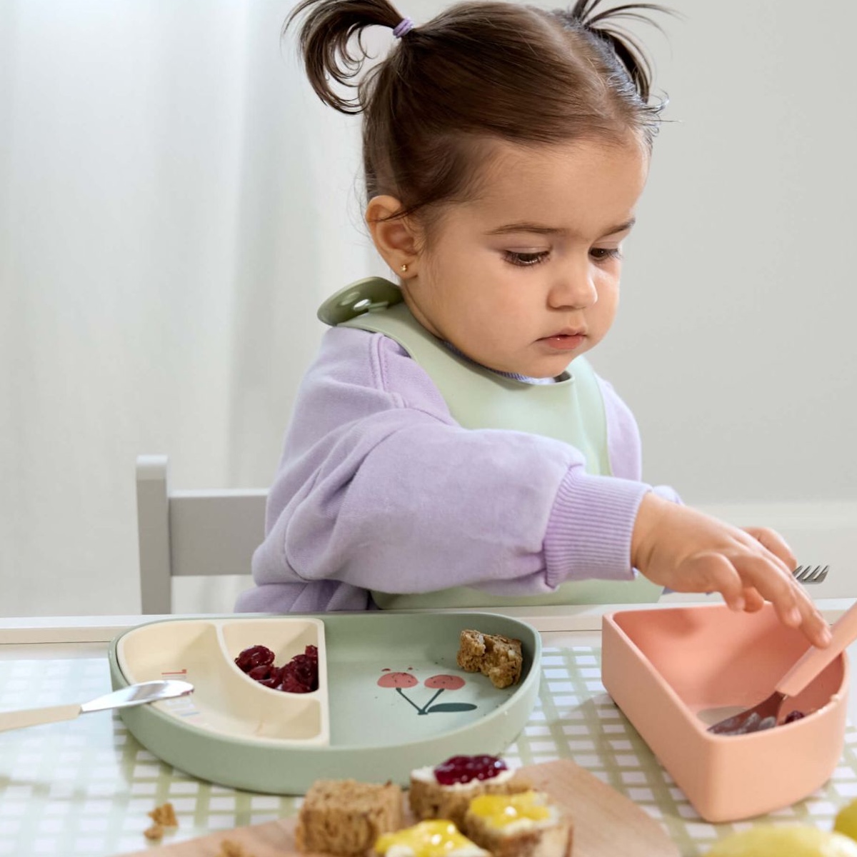 Silikon Section Dish Set 3pcs Happy Fruits Cherry Laessig