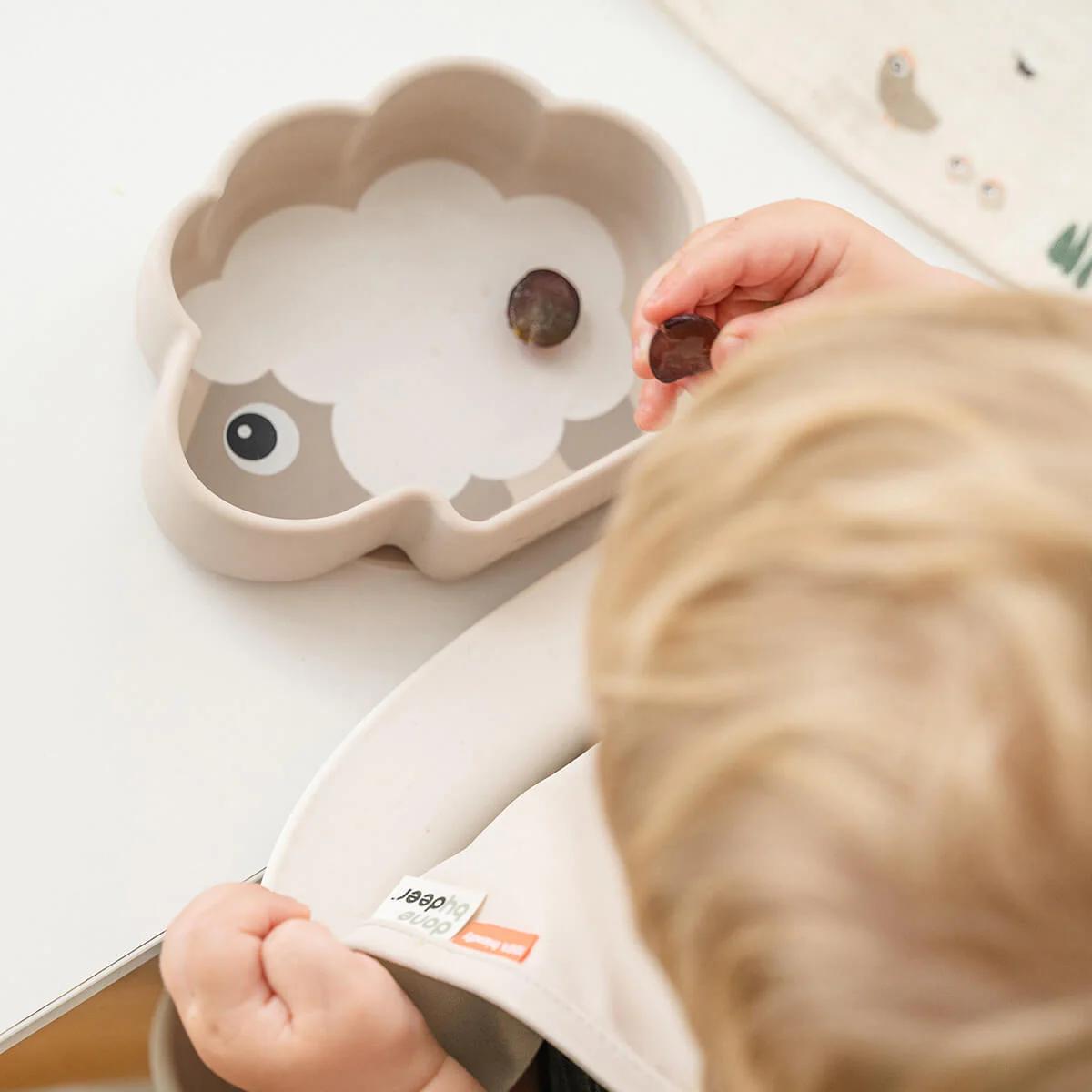 Silikon Stick&Stay Schüssel Sheepy Done von deer Sand