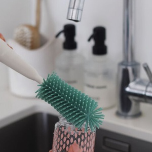 Silikonbürste Beaba sage green