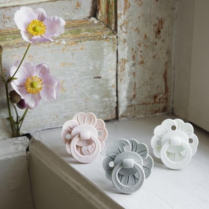 Silikonschnuller 3M+ BINKY BLOOM Elodie powder pink