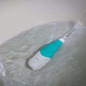 Sonïk 2-Stufen-Ultraschallzahnbürste, Lieferung mit je 1 Nachfüllpackung