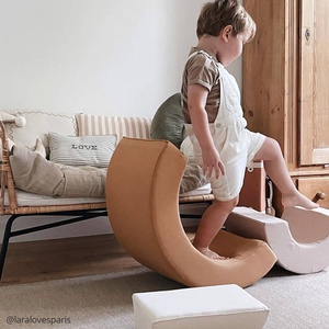 Spielkissen MILO Charlie Crane Kamel