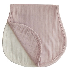 Spucktuch Mushie Roman Blush Fog   