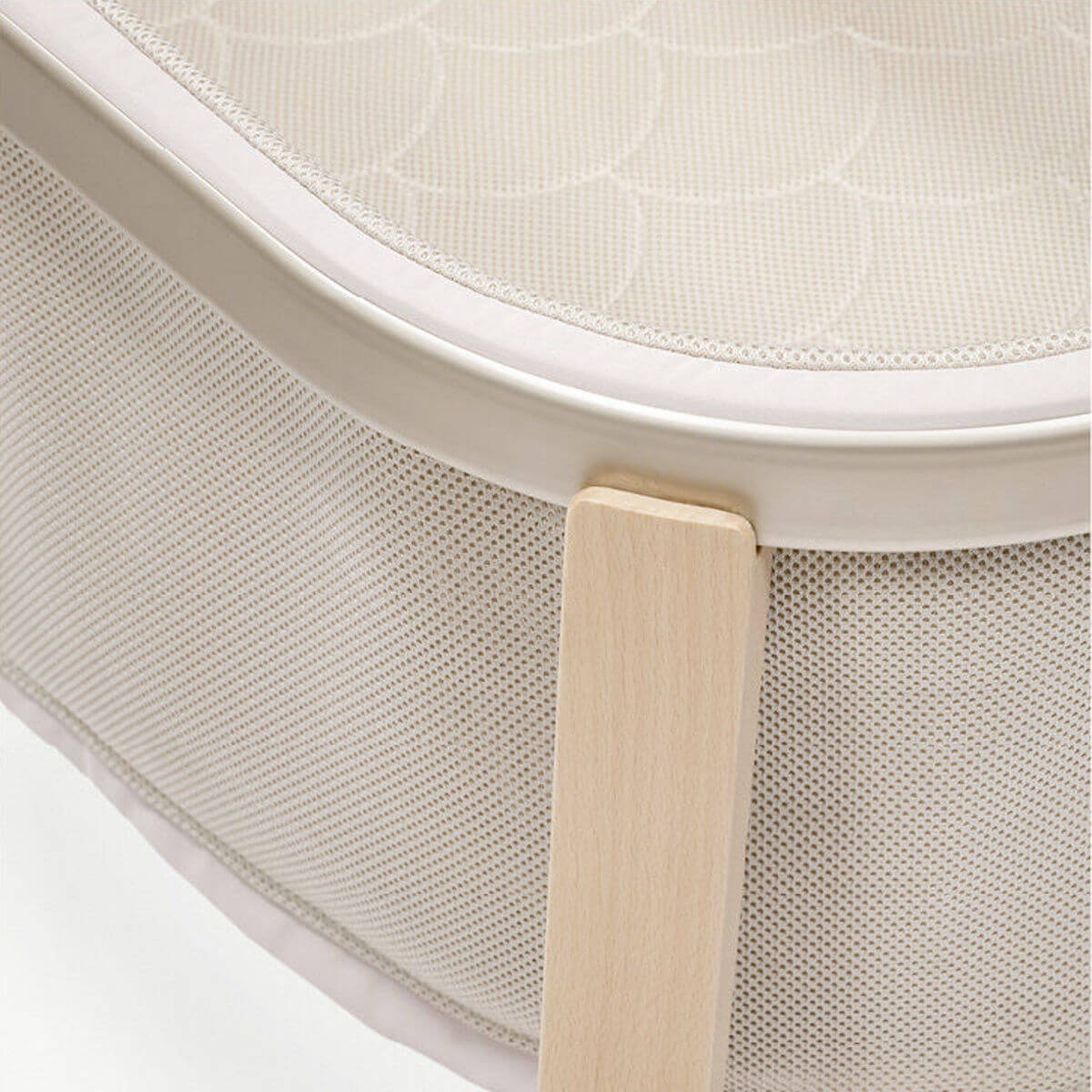 Stubenbett mit Matratze SNOOZI Stokke sandy beige