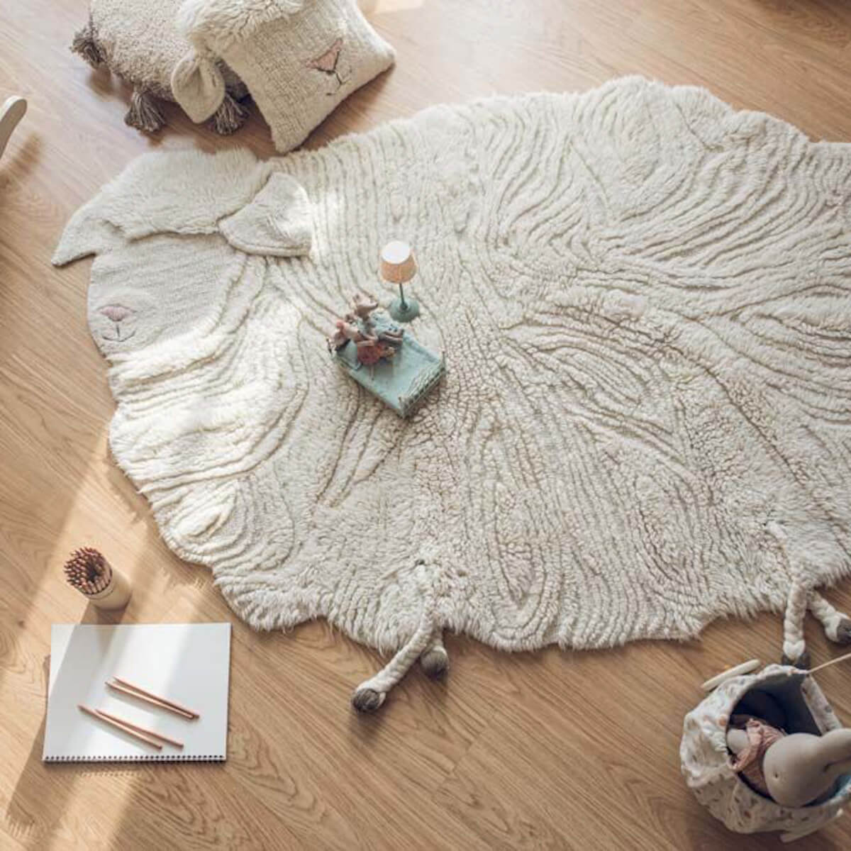 Teppich Wolle 120 x 170cm Pink Nose Sheep Lorena Canals