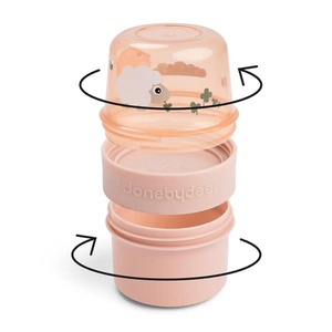 To go 2-way snack container S Tiny farm Done by deer Powder