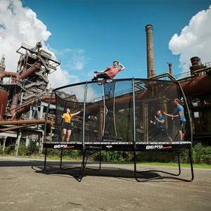 Trampolin 500cm Regular SPORTS ULTIM PRO BOUNCER + Safety Net XL Berg