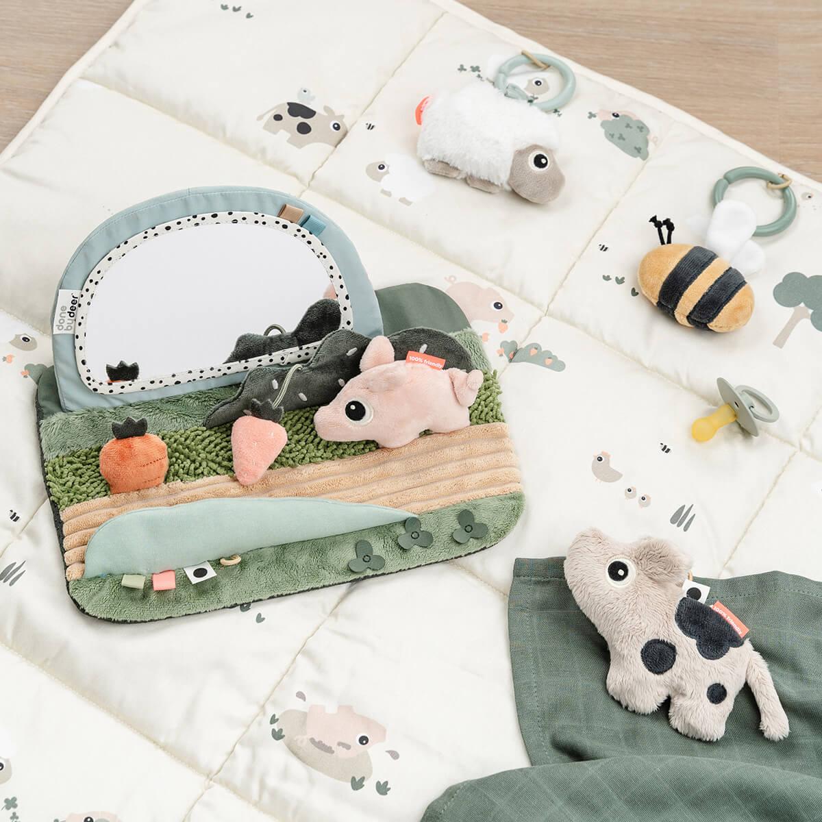 Tummy time sensory mirror Tiny farm Done by deer Colour mix