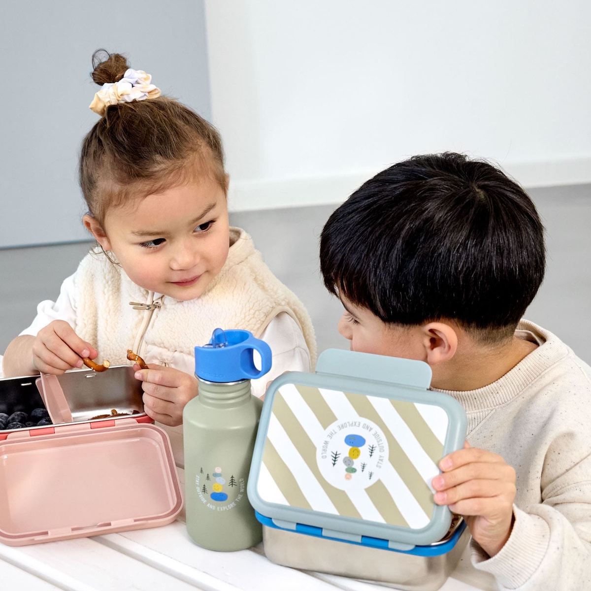 Wasserflasche SUNNY STEEL Laessig grün blau