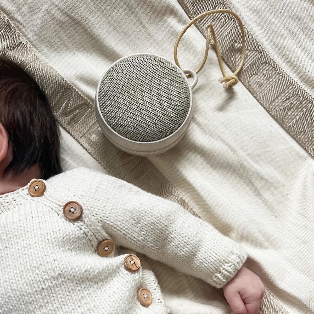 Weißes Rauschen Lautsprecher Echo01 Weizen Membantu