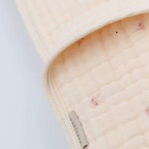 Wiegendecke 100x75cm Nuvola Bamboom oliven rosa