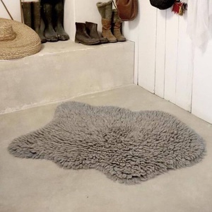 WOOLLY Lorena Canals Sheep Grey Teppich 75x110cm