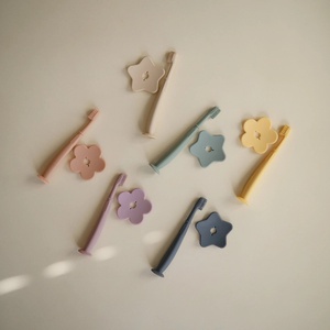 Zahnbürste Star Mushie Verschieben von Sand